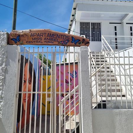 Posada Miss Anibel Central Town San Andrés エクステリア 写真